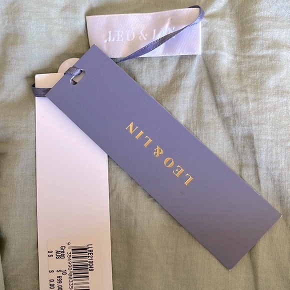 LEO&LIN Lavish Silk Chiffon Pleated Maxi Dress in Mint Green Colour. Brand New - Picture 7 of 9